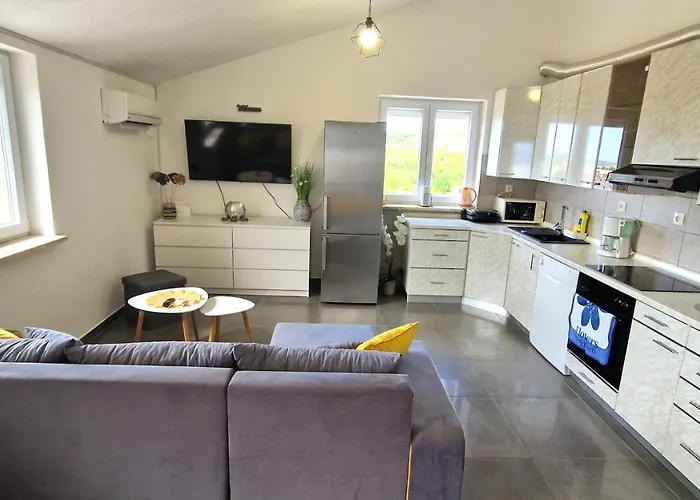 Daire Goran Krk Town