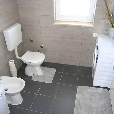 Goran Apartment