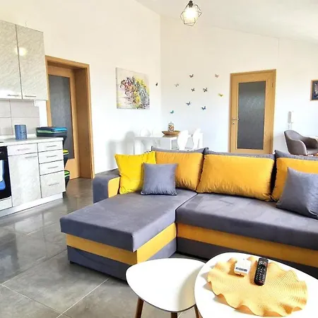 Goran Apartment Krk Town